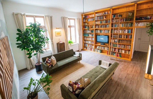 theleaf - design apartment & café