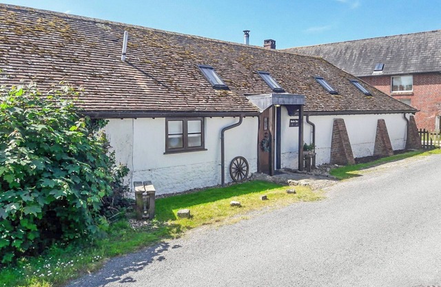 This is the ideal base for discovering and exploring Dorset.