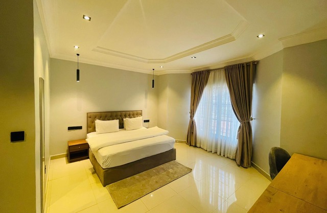 Three Bedroom Apartment