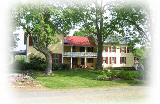 Three Bedroom Short Term Rental House on Historic Linden Hall Farm