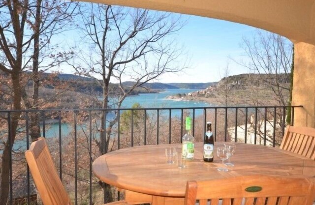 'Thyme' house T3/LAKE VIEW/200m beaches