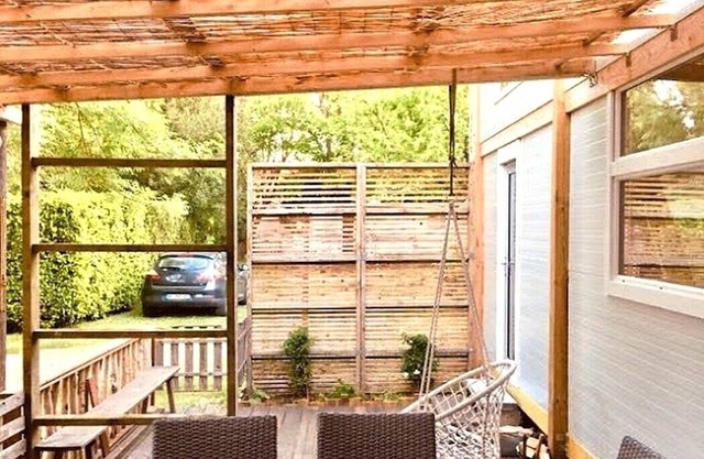 Tiny House La Cabane nestled under the trees 5 minutes from the beach