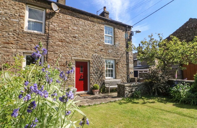 TIPLADY COTTAGE, family friendly, character holiday cottage in Hawes