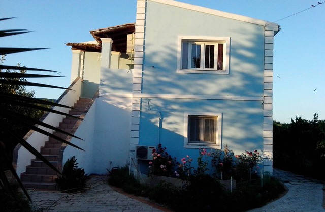 Tom's House 1 between Paleokastritsa n Dassia n Ipsos!