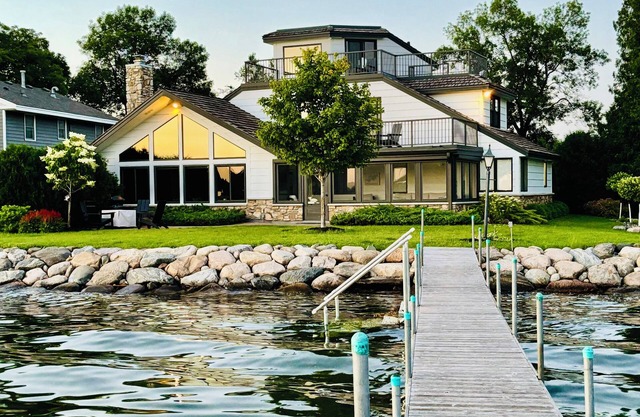 Tonka Bay Lake House on Lake Minnetonka