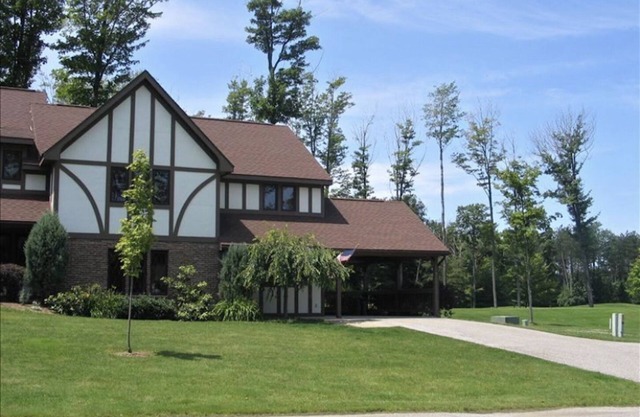 ✨TOP & CENTER Peek’n Peak KIKO SKI IN/OUT LIFT#3~SITUATED ON GOLF COURSE #9 TEE