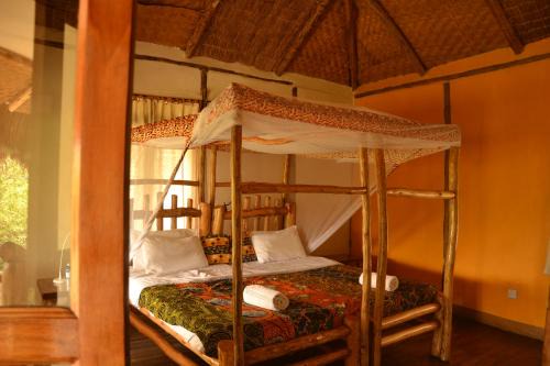 Topi Lodge