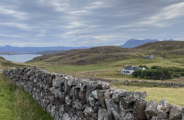 Torran Cottage - The Highland Cottage with a Piano