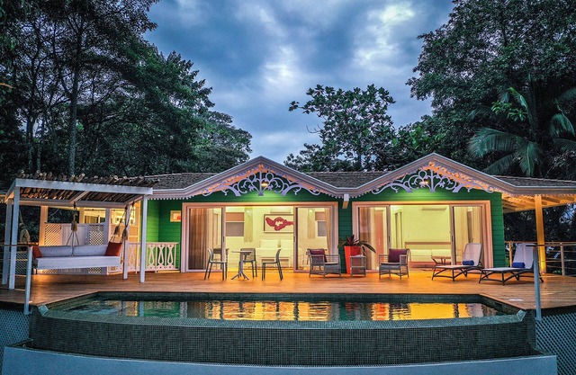 Tortuga Lodge
