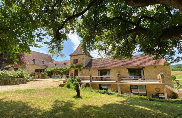 Tournesol Gite at Laugerie Basse Gites, with heated swimming pool