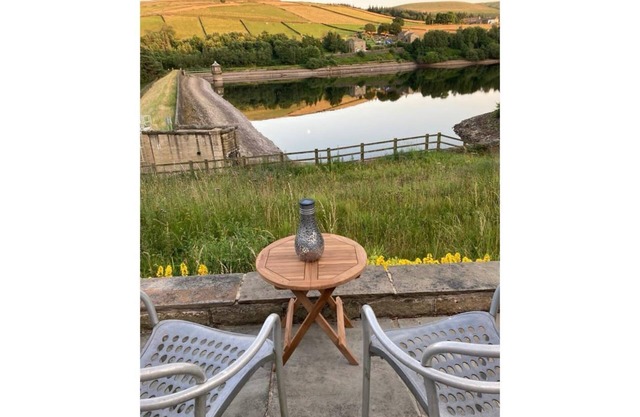 Traditional cottage with stunning views and walks on the doorstep.
