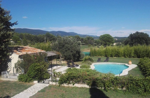 Traditional house opposite the Chateau de Lourmarin