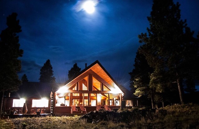 TrailsEndRanch ⛰Views, HotTub, Horseback riding on 1000's ac
