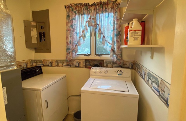 Tranquil 2-bedroom apartment in McDowell with AC, WiFi