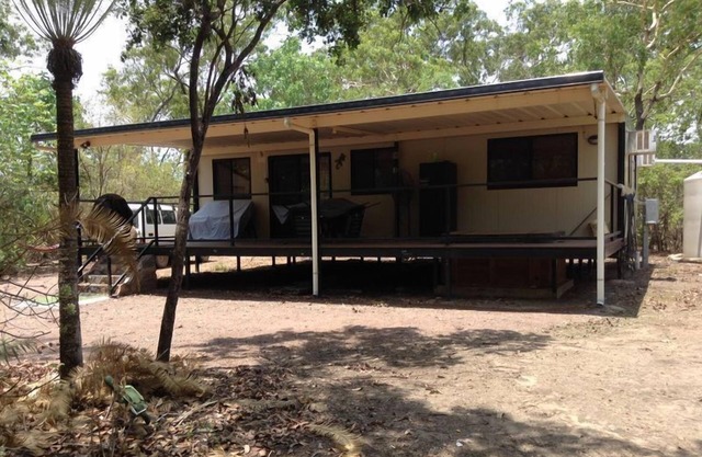 Tranquillity @ Dundee includes spa & close to the beach approximately 5 min walk