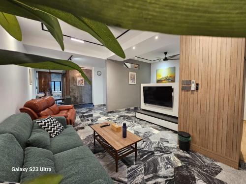 Traveler's Stay @ Ipoh (10Pax)
