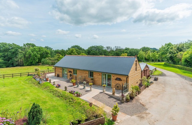 Tredodridge Barn Retreat