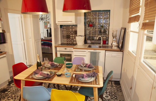 Trendy and chic in the heart of Saint-Germain-des-Prés 55 sq.m.