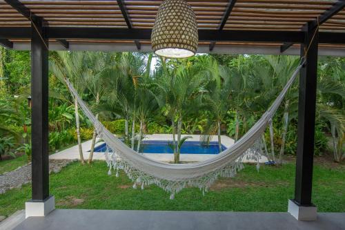 Tres Lodge- Private Pool - Nature and Comfort for Groups