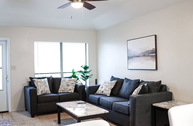 Trinity Townhome #B in the heart of Hobbs