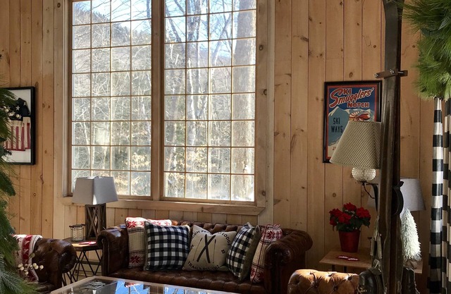 True Vermont Experience! Spectacular home great for ski loving families!