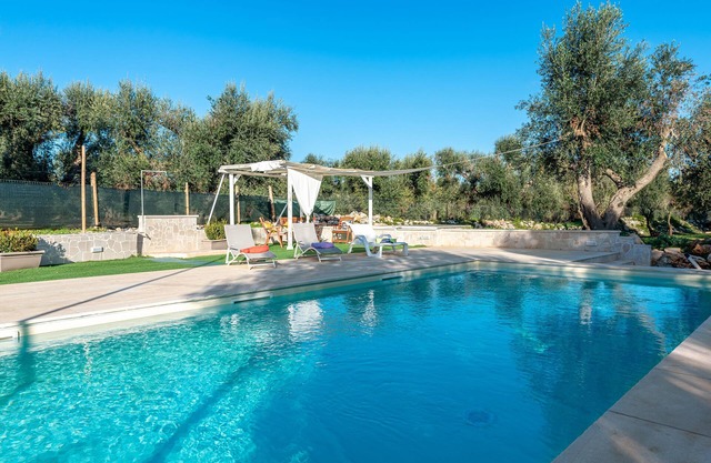 Trullo Delle Ginestre Private Pool, Latiano, Italy