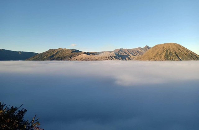 Twin room near edge with view of Mt. Bromo