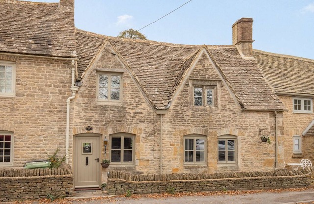 Two bedroom dog friendly holiday cottage in the Cotswolds - Travellers Joy
