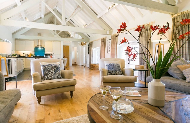 Ty Siam - sleeps 8 guests in 4 bedrooms