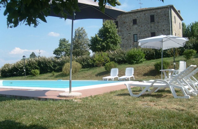 Typical Umbrian farmhouse - Exclusive