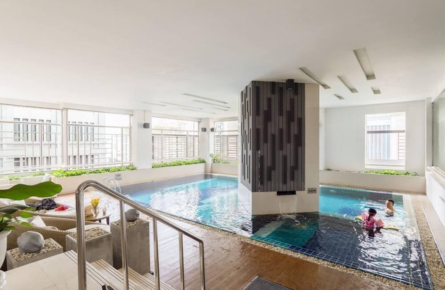 Unique 2 BR nearby Chidlom Center/BTS Chidlom