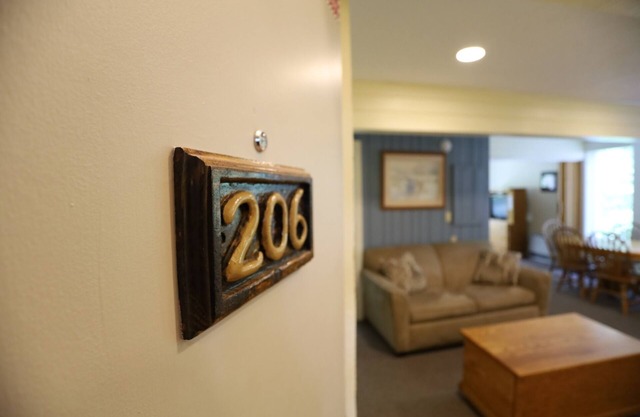 Unique Inns of Waterville Valley with 2 living spaces and close to Town Square (206)