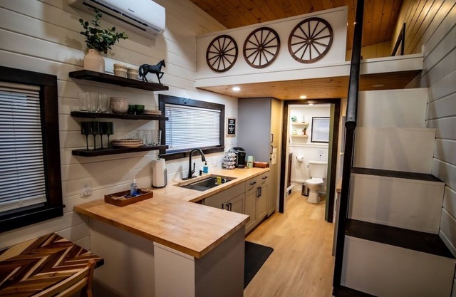 Unique Tiny Home Minutes To Downtown