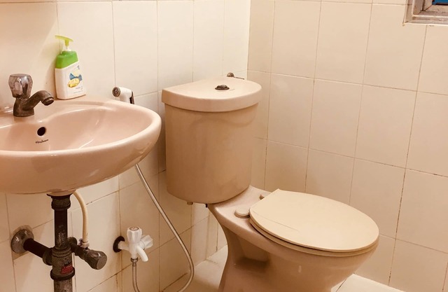 Universal Homes, 2 Bedroom entire apartment for rent in Kolkata