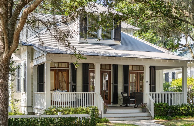 Updated Wilson Village 4 Bedroom Cottage Amenity access available