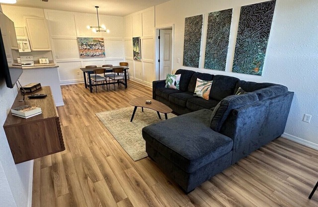 Upgraded! Quiet Southern Dunes Condo