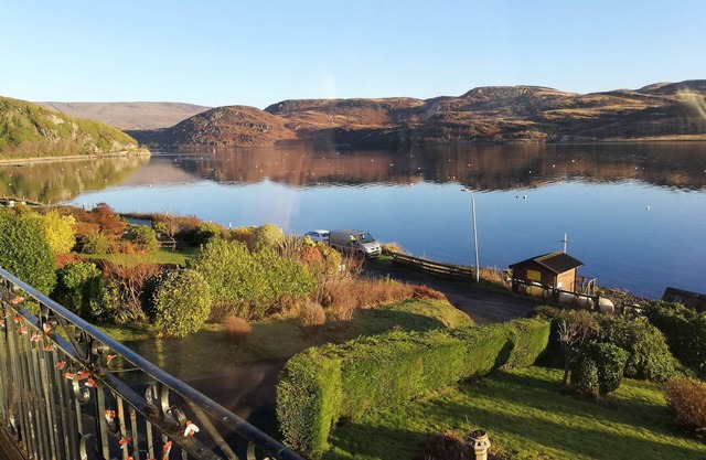 Upper Alta Apartment - Stunning views, pet friendly, free parking.