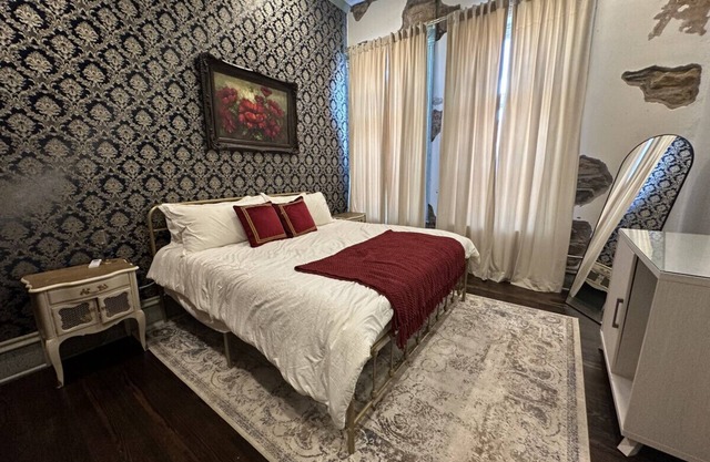 Upscale Western Inn With Historical Distinction and Modern Comfort