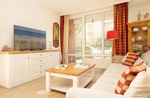 Vacation apartment/apartment for 2 guests with 65m² in Timmendorfer Strand (294130)