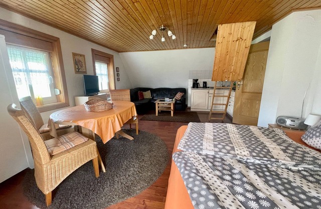 Vacation apartment Drossel - Thatched plank house Zum Heuschober