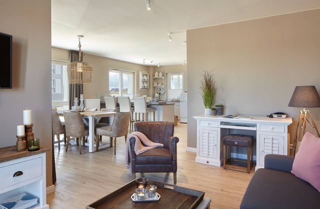 Vacation apartment/apartment for 6 guests with 100m² in Heiligenhafen (297853)