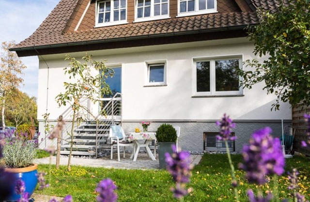 Vacation apartment Hellberg - Holiday apartment with garden