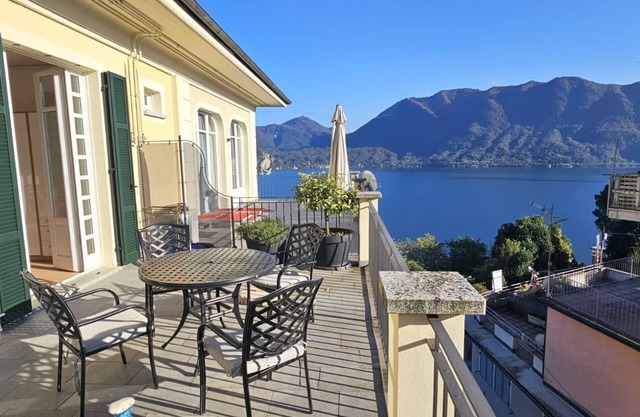 Vacation apartment/studio on Lake Maggiore with two terraces