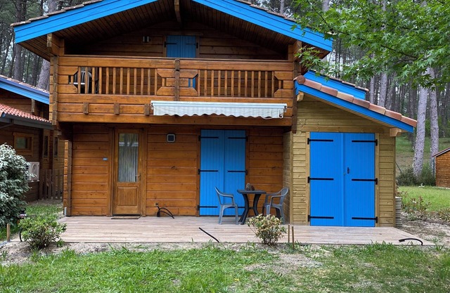 Vacation cottage near Mimizan