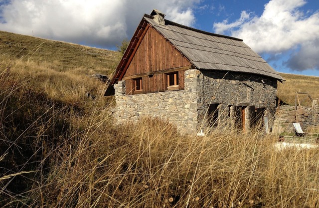 VALBERG BERGERIE TRANSFORMED IN CHALET, FOR 8 PEOPLE