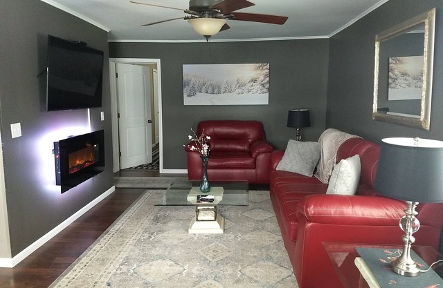Vallee Creek Rentals (1).