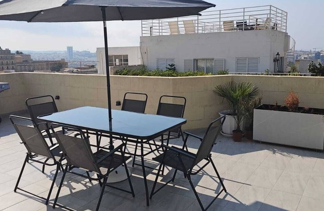 Valletta Penthouse Cathedral view Terrace