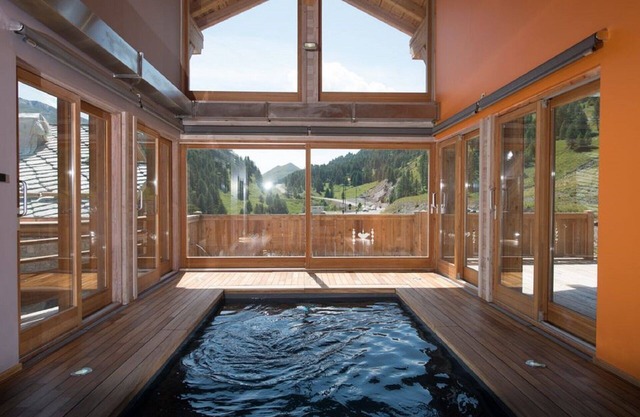 Vars Les Claux Luxury chalet At the foot of the slopes Swimming pool Hammam 16 beds