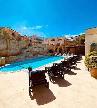 Velver Mansion, Malta - Luxury Villa with Pool