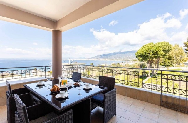 Verga Beachside Getaway with Panoramic Seaviews